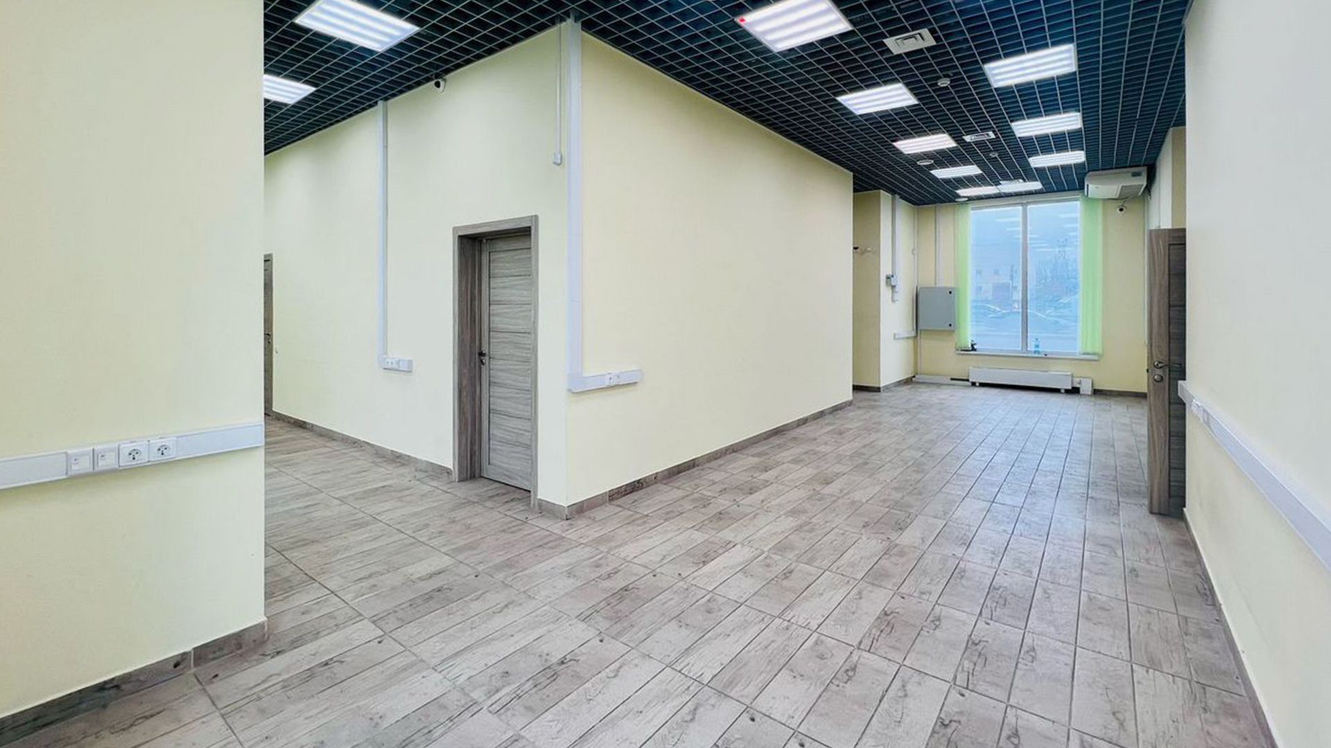 lot-13821