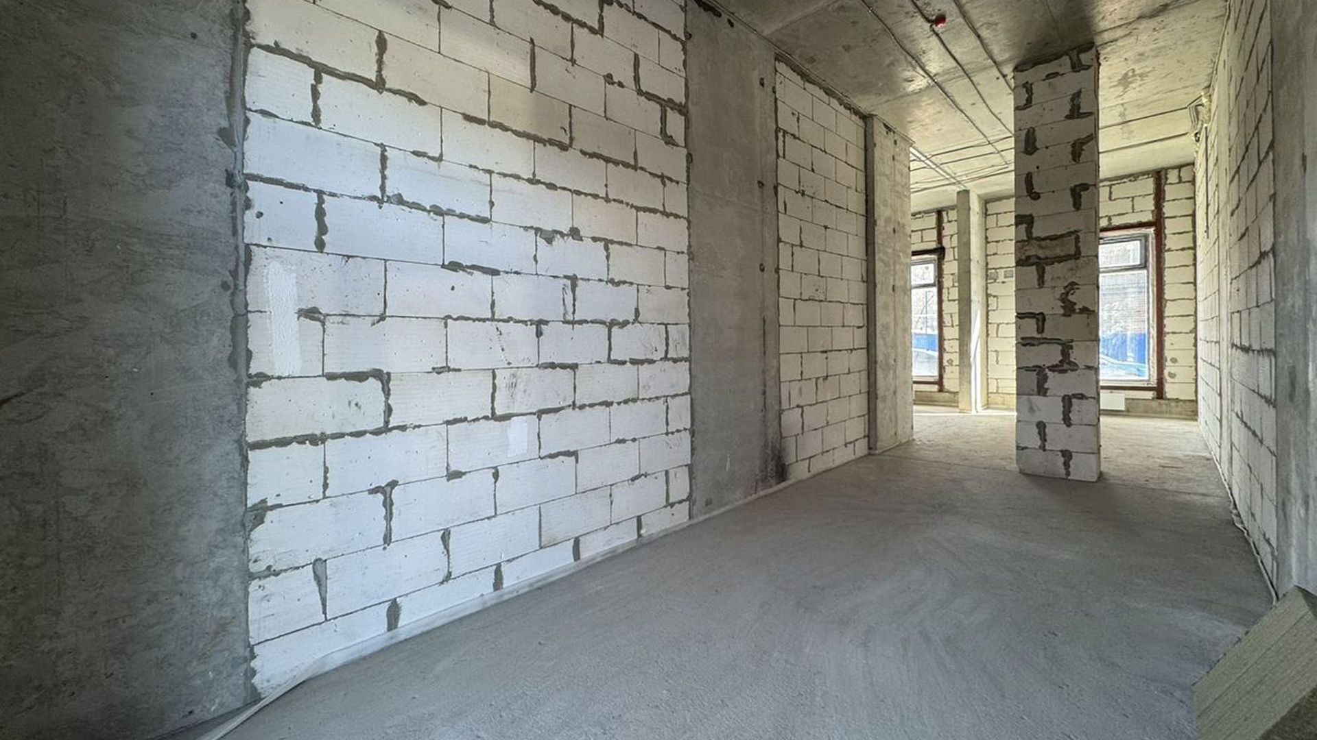 lot-13946