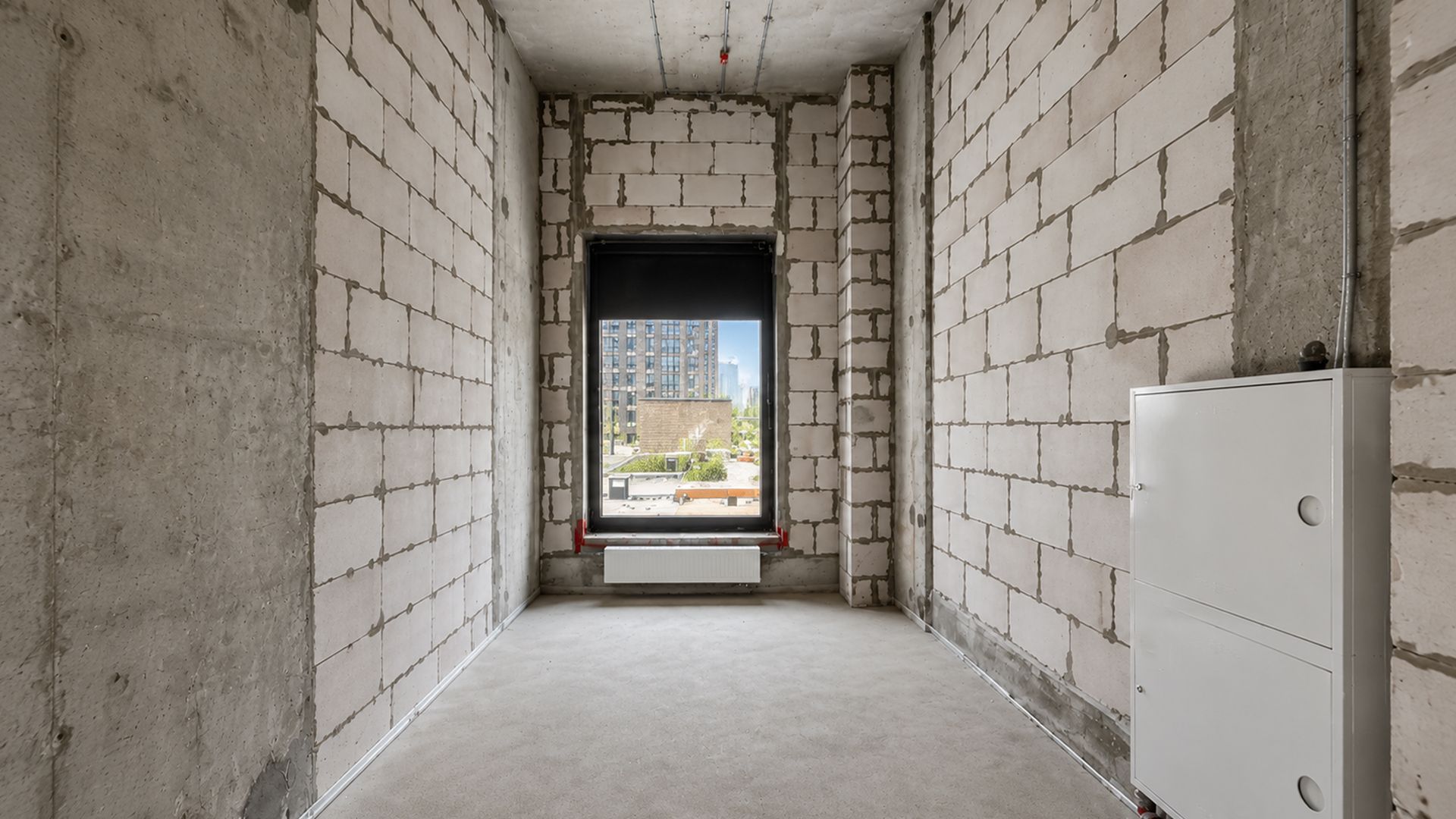 lot-18090